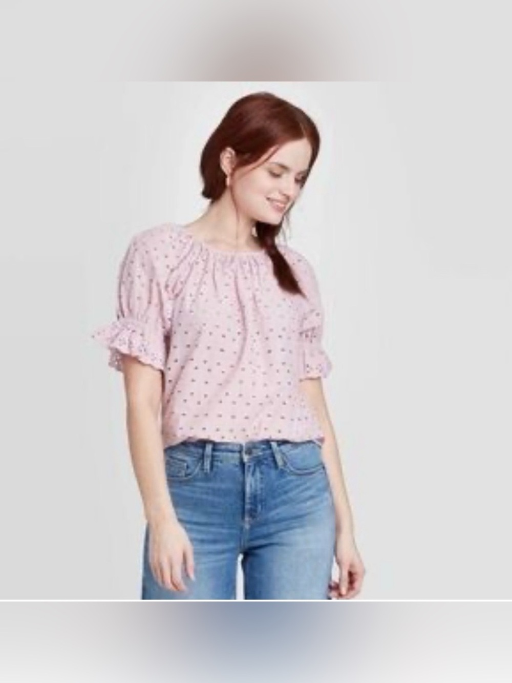 Universal Thread
• Universal Thread Lavender Eyelet Blouse with Puff Sleeves.